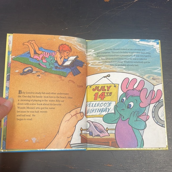 1984 Wuzzles Collector Series Book #1 & 2 vintage hardcover children’s books - Picture 15 of 15